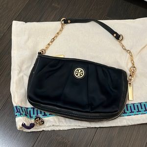 Cute satin Tory Burch wristlet. Only used a few times